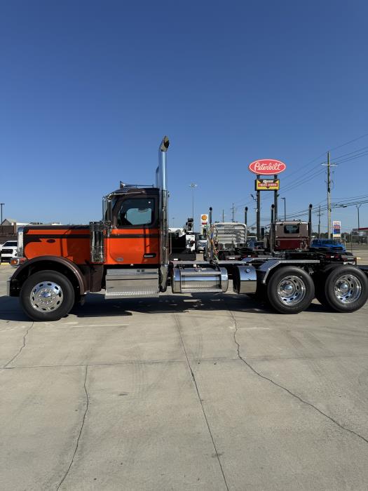 2026 Peterbilt 589-3