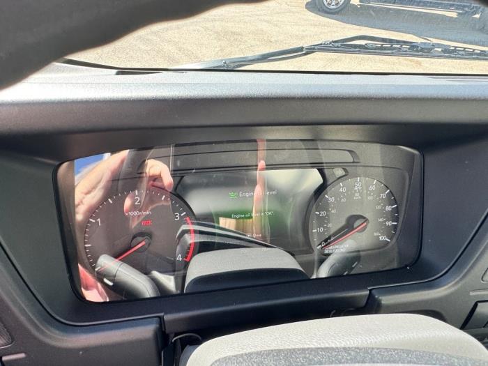 2025 Isuzu NPR-HD-16