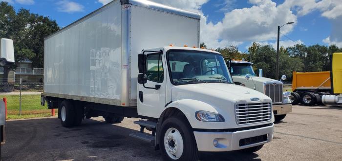 2022 Freightliner Business Class M2 106-1