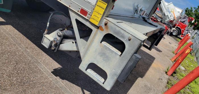 2022 Freightliner Business Class M2 106-3