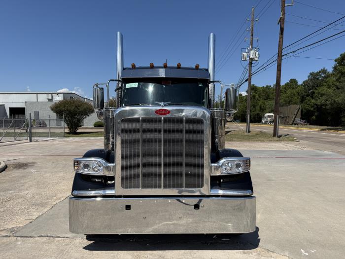 2026 Peterbilt 589-3