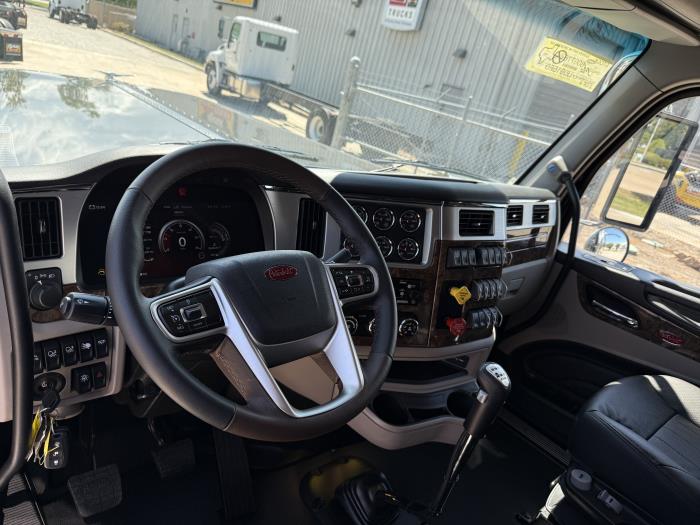 2026 Peterbilt 589-13