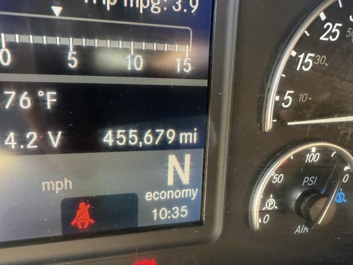 2020 Freightliner Cascadia-7