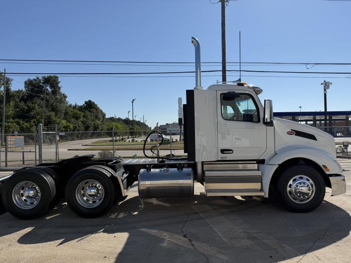 2026 Peterbilt 579-6