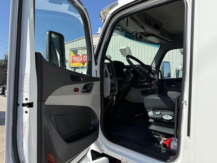 2026 Peterbilt 579-13