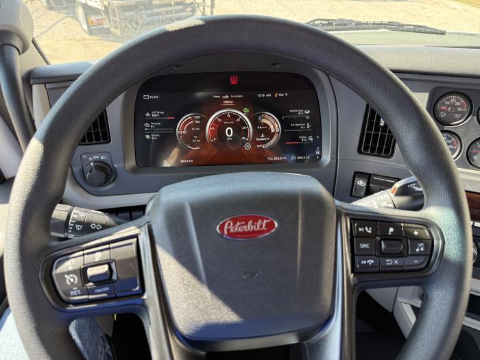 2026 Peterbilt 579-14