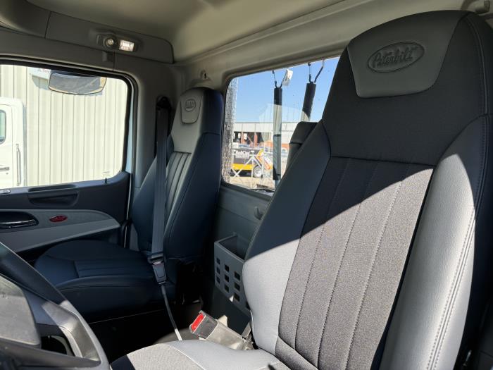 2026 Peterbilt 579-17