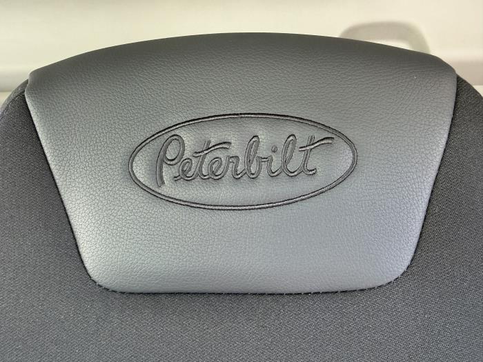 2026 Peterbilt 579-18