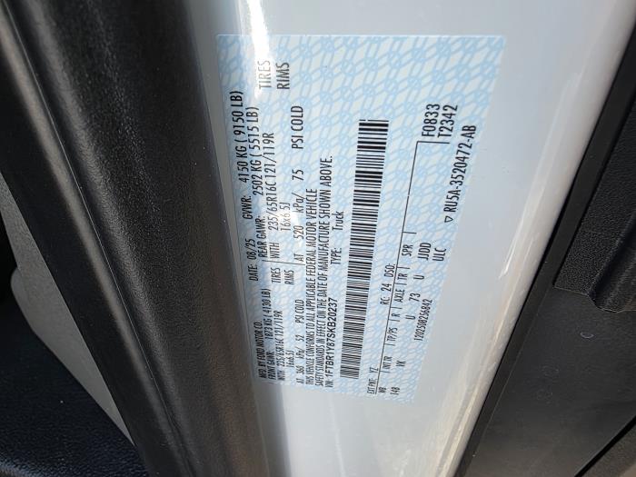 2025 Ford Transit-250-21