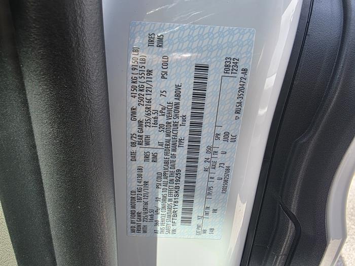 2025 Ford Transit-250-21