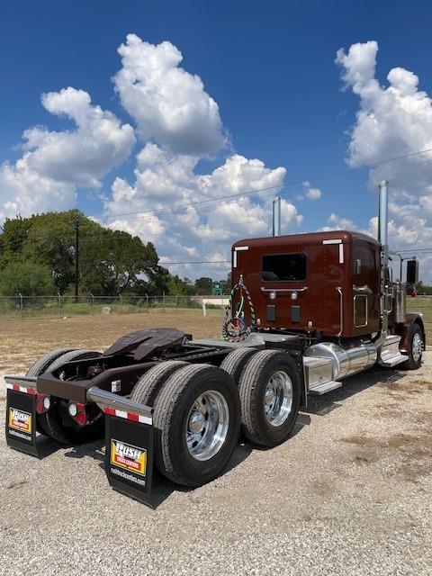 2026 Peterbilt 589-12
