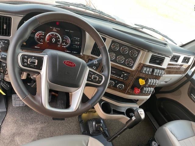 2026 Peterbilt 589-14