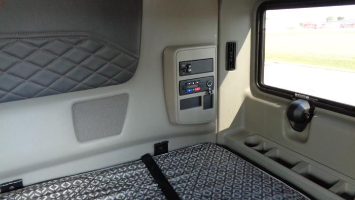 2026 International LT625-16