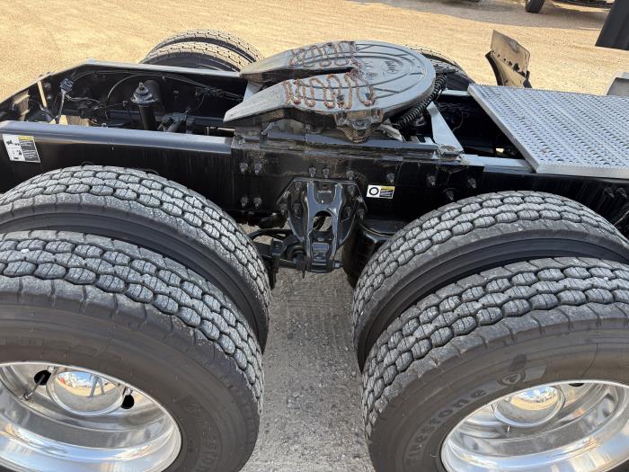 2022 Peterbilt 579-29