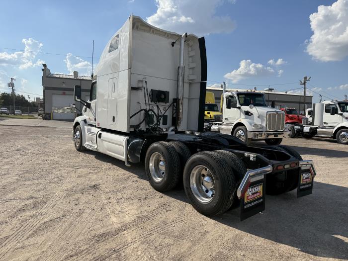 2022 Peterbilt 579-34