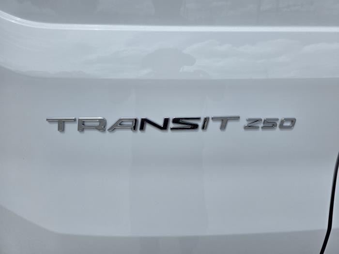 2025 Ford Transit-250-12