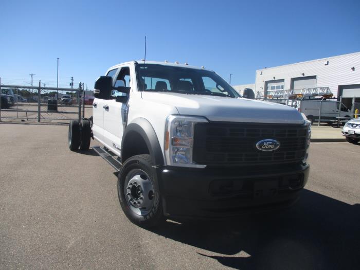 2026 Ford F-550-2