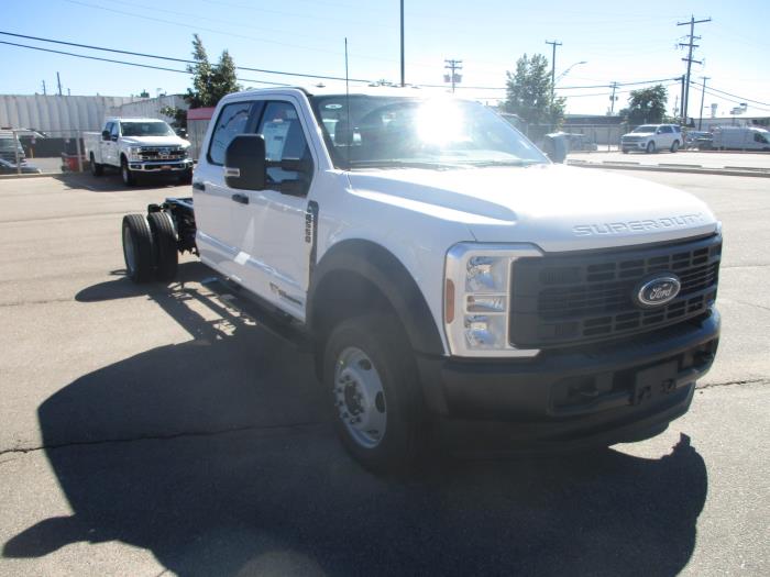 2026 Ford F-550-7