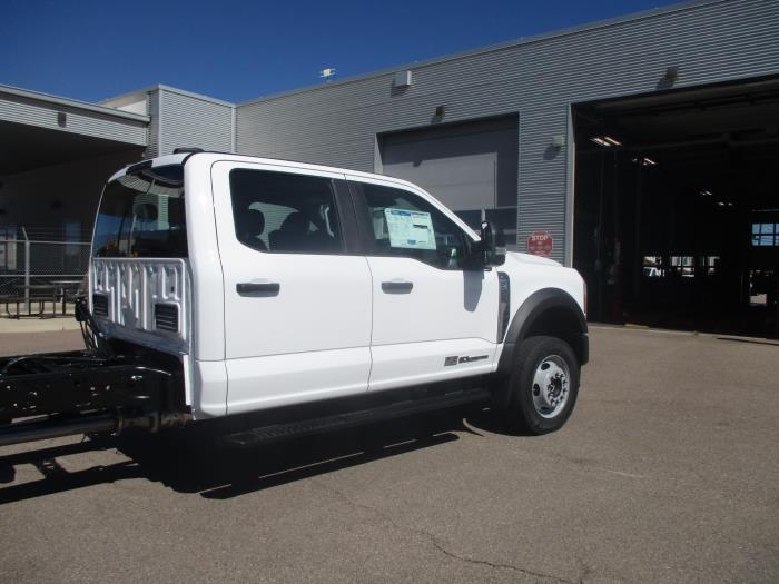 2026 Ford F-550-5