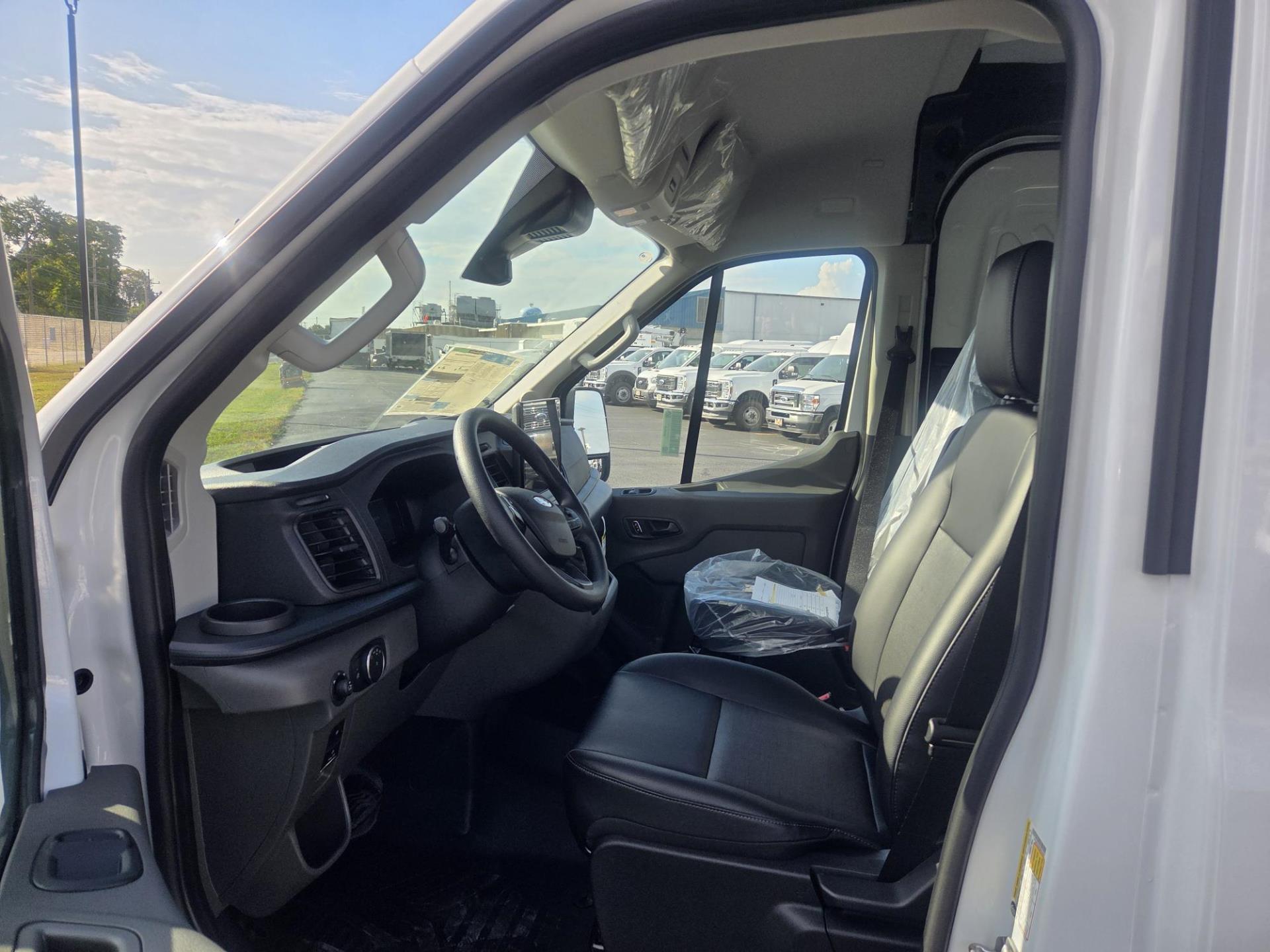 2026 Ford Transit 250 Medium Roof RWD Empty Cargo Van for sale #1955612 - photo 11