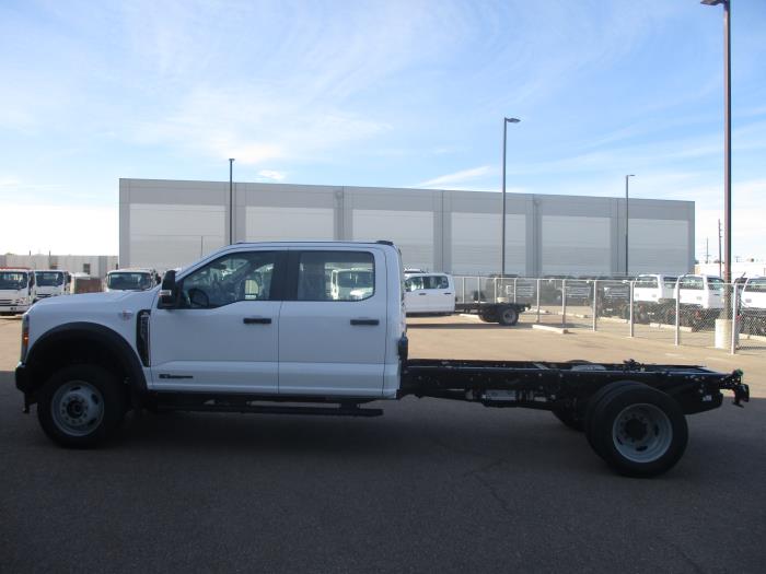 2026 Ford F-550-13