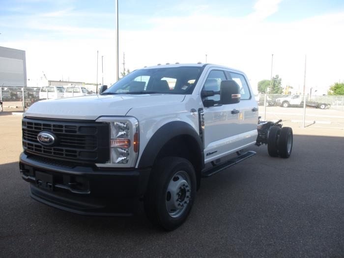 2026 Ford F-550-15