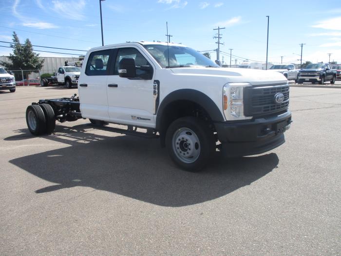 2026 Ford F-550-21