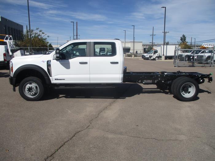 2026 Ford F-550-1