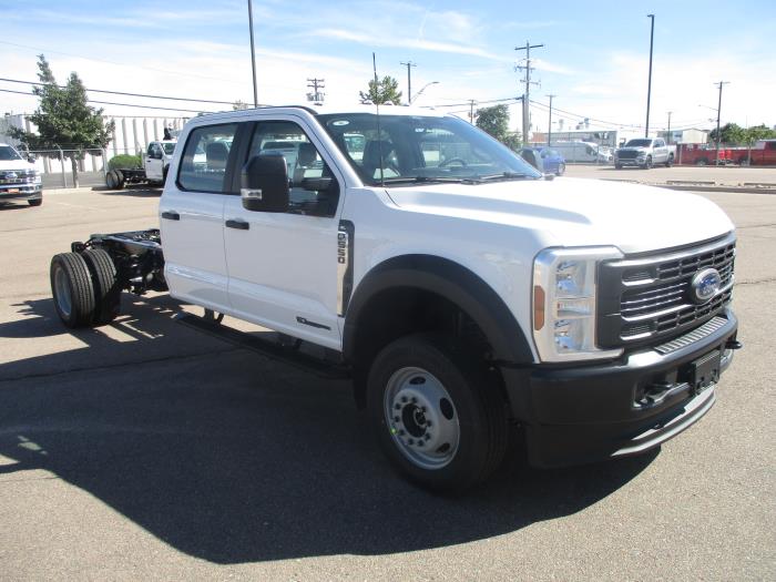 2026 Ford F-550-6