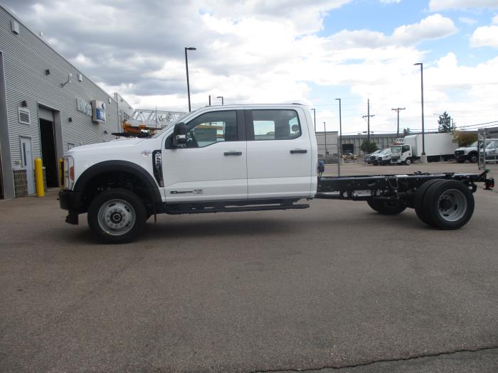 2026 Ford F-550-2