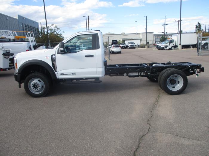 2026 Ford F-550-2