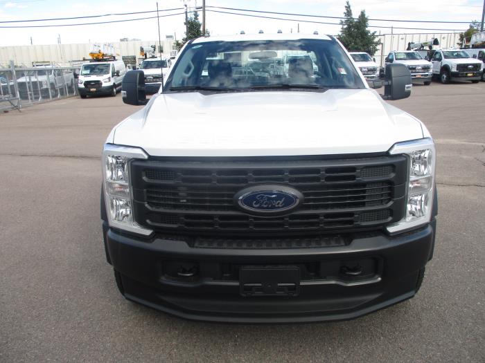 2026 Ford F-550-8