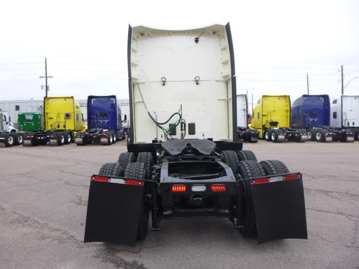 2022 Peterbilt 579-4