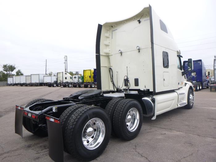 2022 Peterbilt 579-6