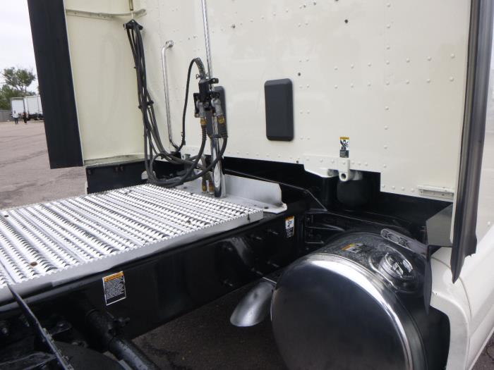 2022 Peterbilt 579-24