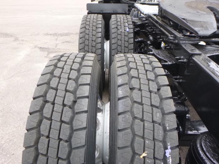 2022 Peterbilt 579-27