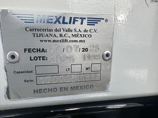 2019 Kenworth T800-11