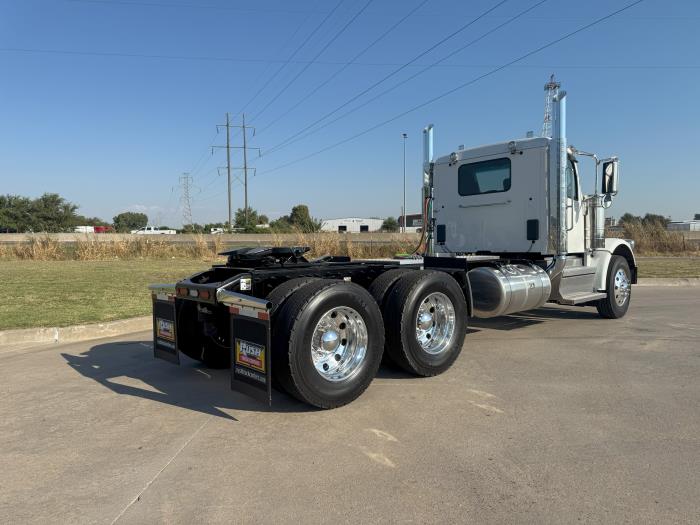 2026 Peterbilt 589-6
