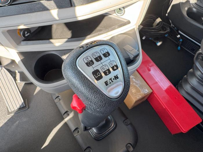 2026 Peterbilt 589-17