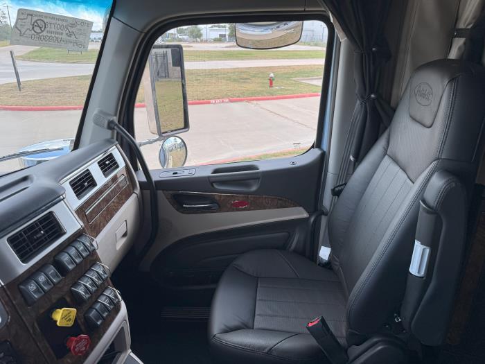 2026 Peterbilt 589-17