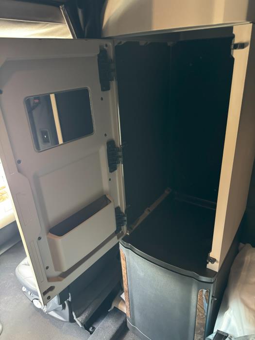 2026 Peterbilt 589-23