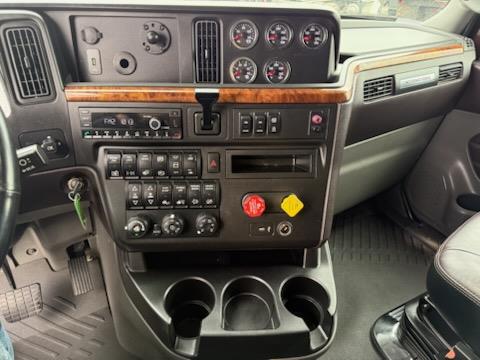 2023 International LoneStar-6