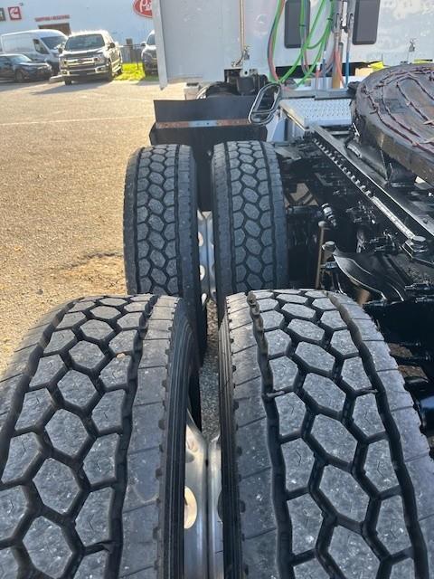 2022 Peterbilt 579-5