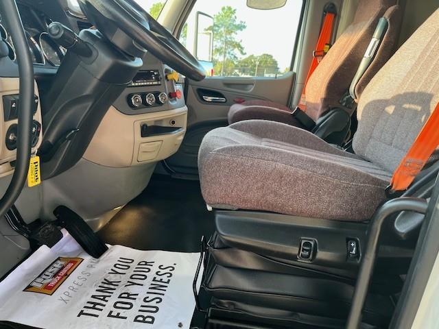 2022 Peterbilt 579-17