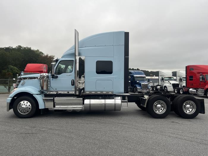 2023 International LoneStar-5