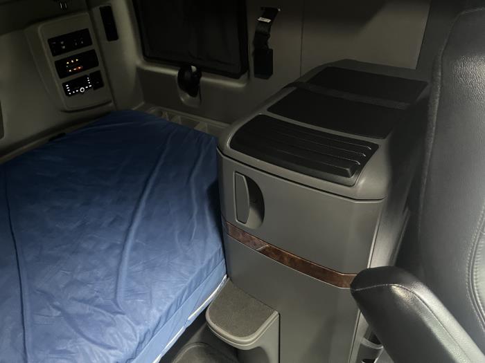 2023 International LoneStar-13