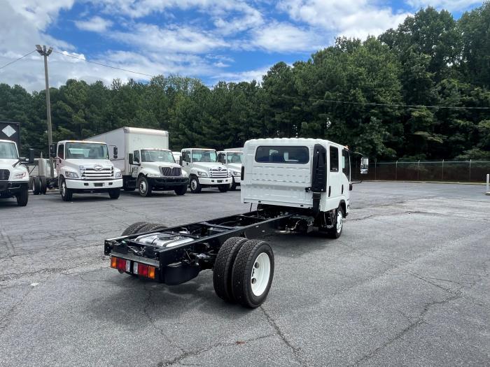 2026 Isuzu NPR-HD-11