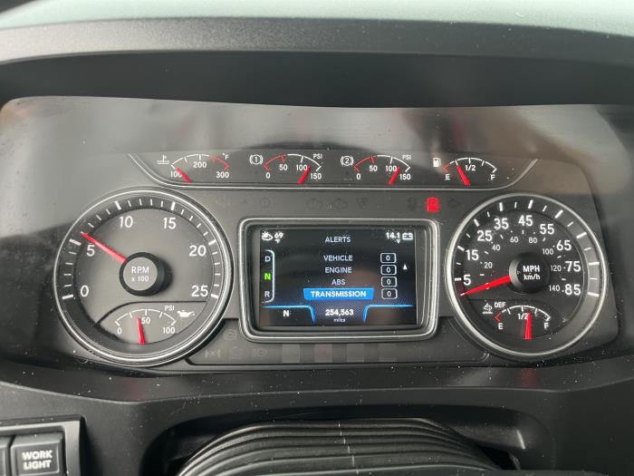 2023 International LoneStar-9