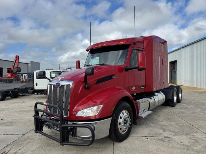 2022 Peterbilt 579-1