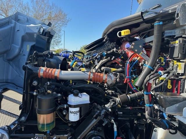 2026 Peterbilt 548-14